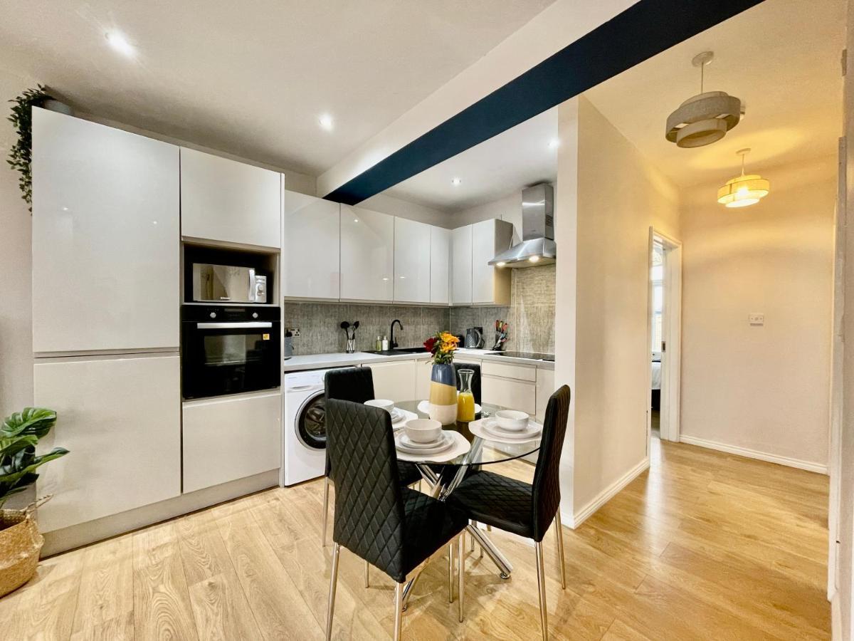 City Centre Gem In Southend Near The Beach, Station And Parking Apartment Exterior photo